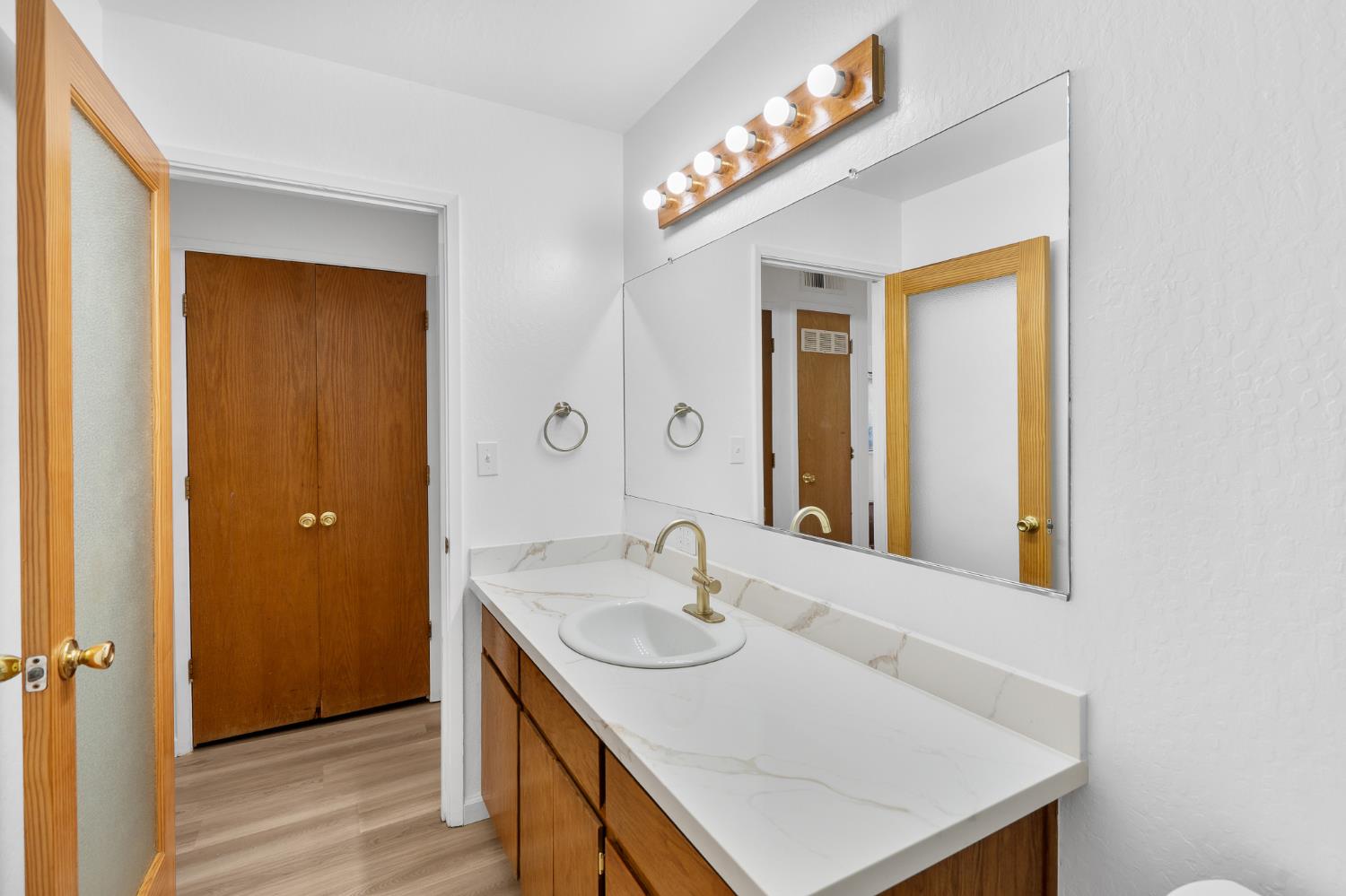 5498 Platt Mountain Road Forest Ranch, CA 95942 - Photo 10 of 59 Front Bathroom with Quartz Counter