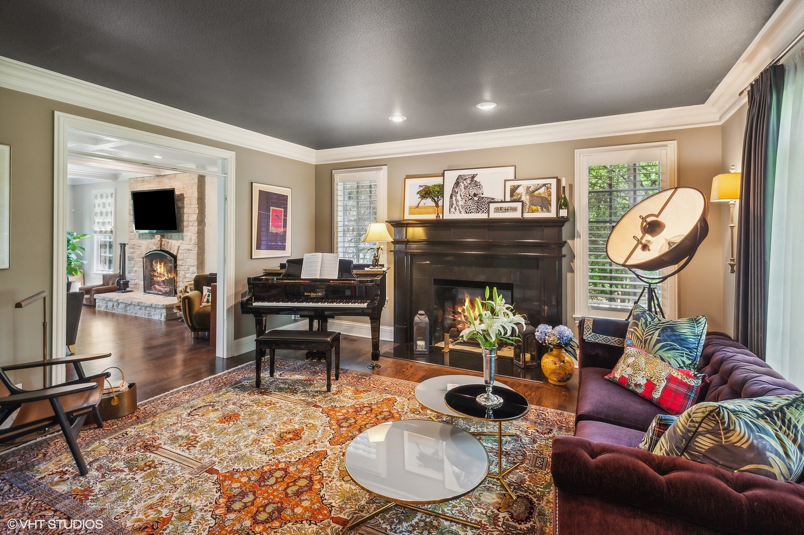 733 York Road Glenview, IL 60025 - Photo 2 of 21 a living room with furniture and a fireplace