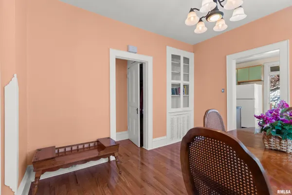 $99,900 | 1217 West Gilbert Avenue, Peoria, IL 61604