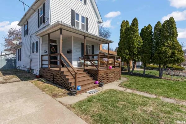 $99,900 | 1217 West Gilbert Avenue, Peoria, IL 61604