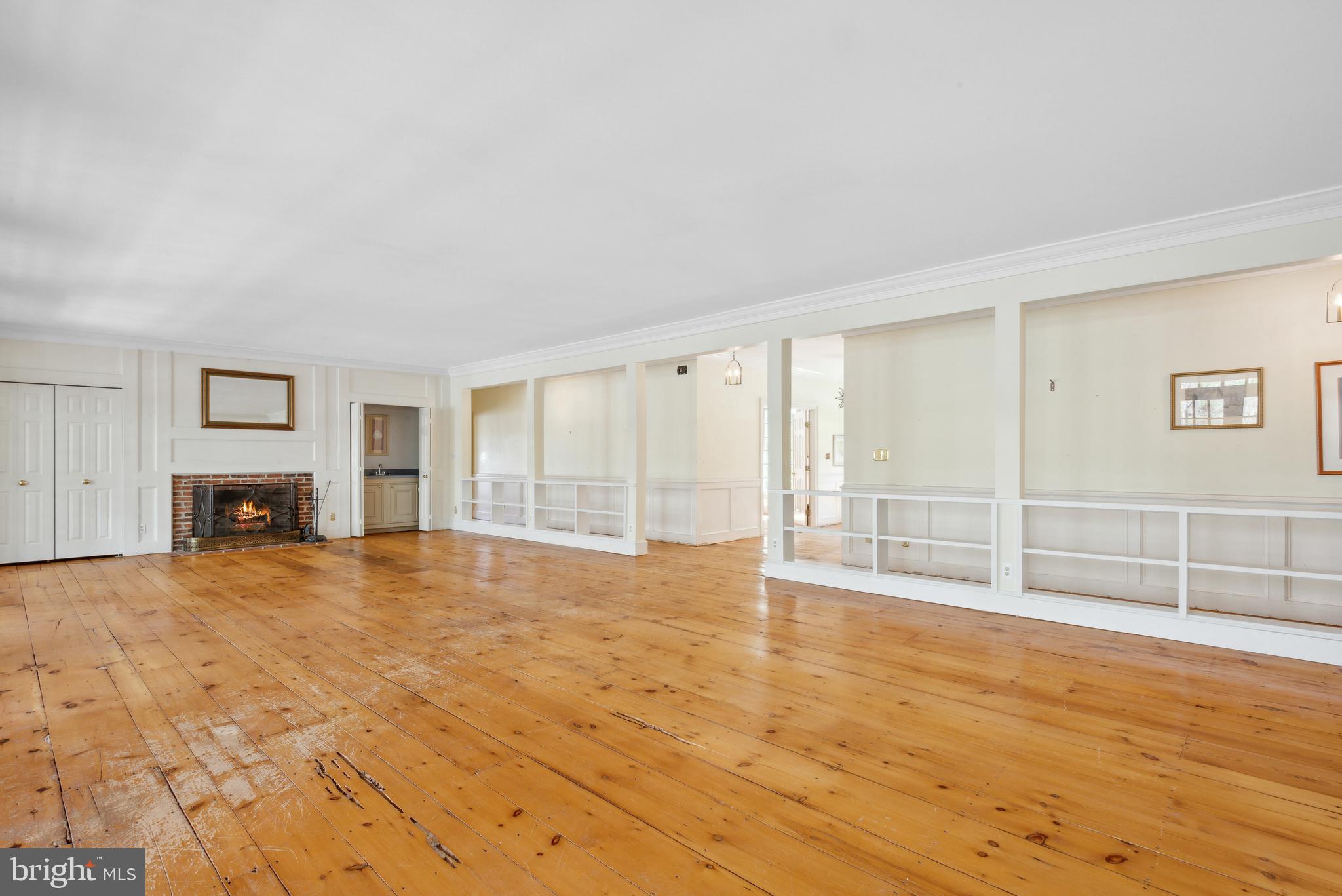 121 Yarnick Road Great Falls, VA 22066 - Photo 23 of 104