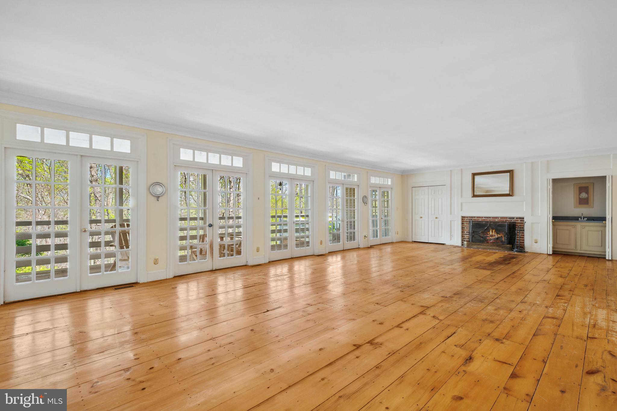 121 Yarnick Road Great Falls, VA 22066 - Photo 24 of 104