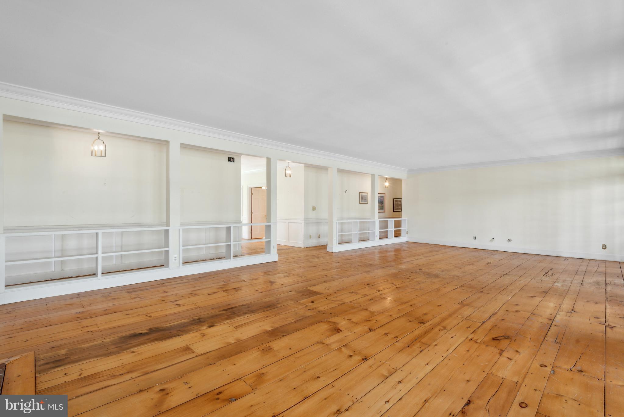 121 Yarnick Road Great Falls, VA 22066 - Photo 27 of 104