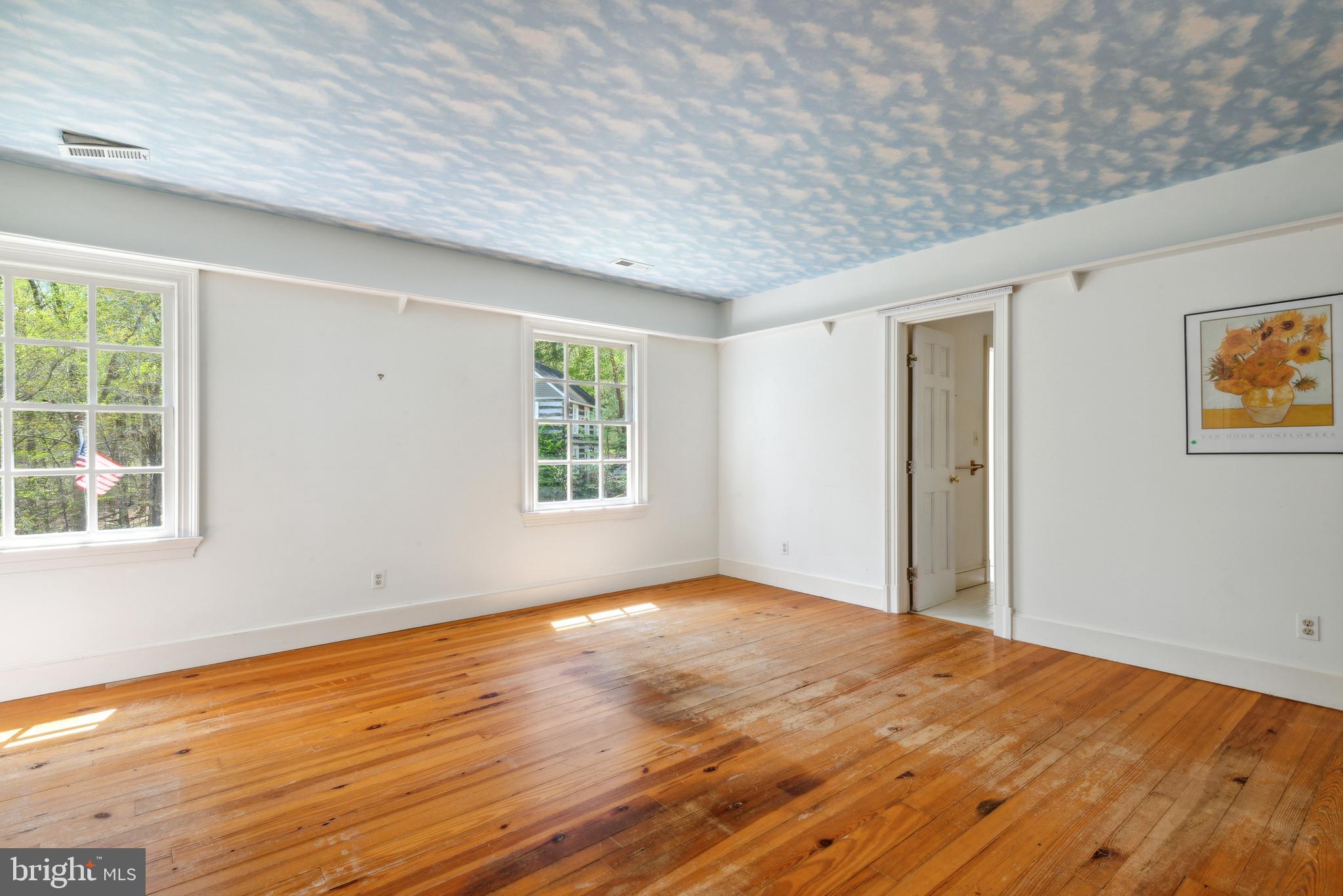 121 Yarnick Road Great Falls, VA 22066 - Photo 43 of 104