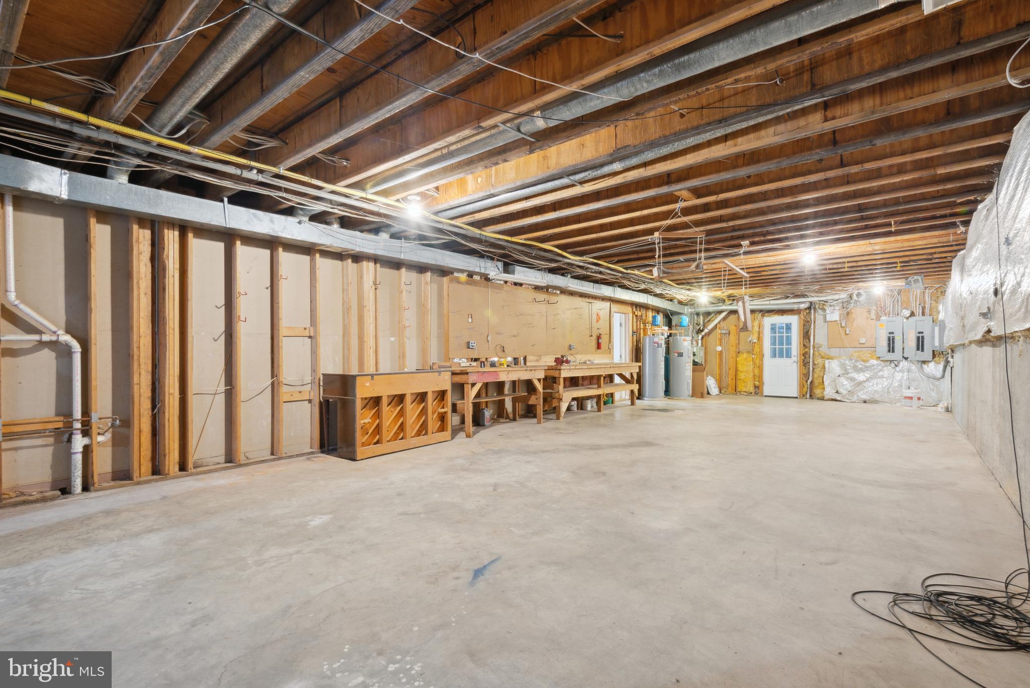 121 Yarnick Road Great Falls, VA 22066 - Photo 53 of 104