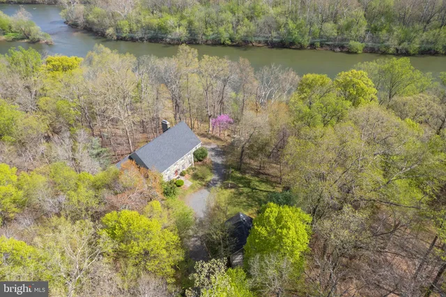 $3,199,000 | 121 Yarnick Road, Great Falls, VA 22066