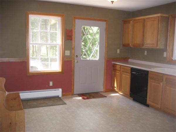 121 Stowell Road Ashburnham, MA 01430 - Photo 5 of 26