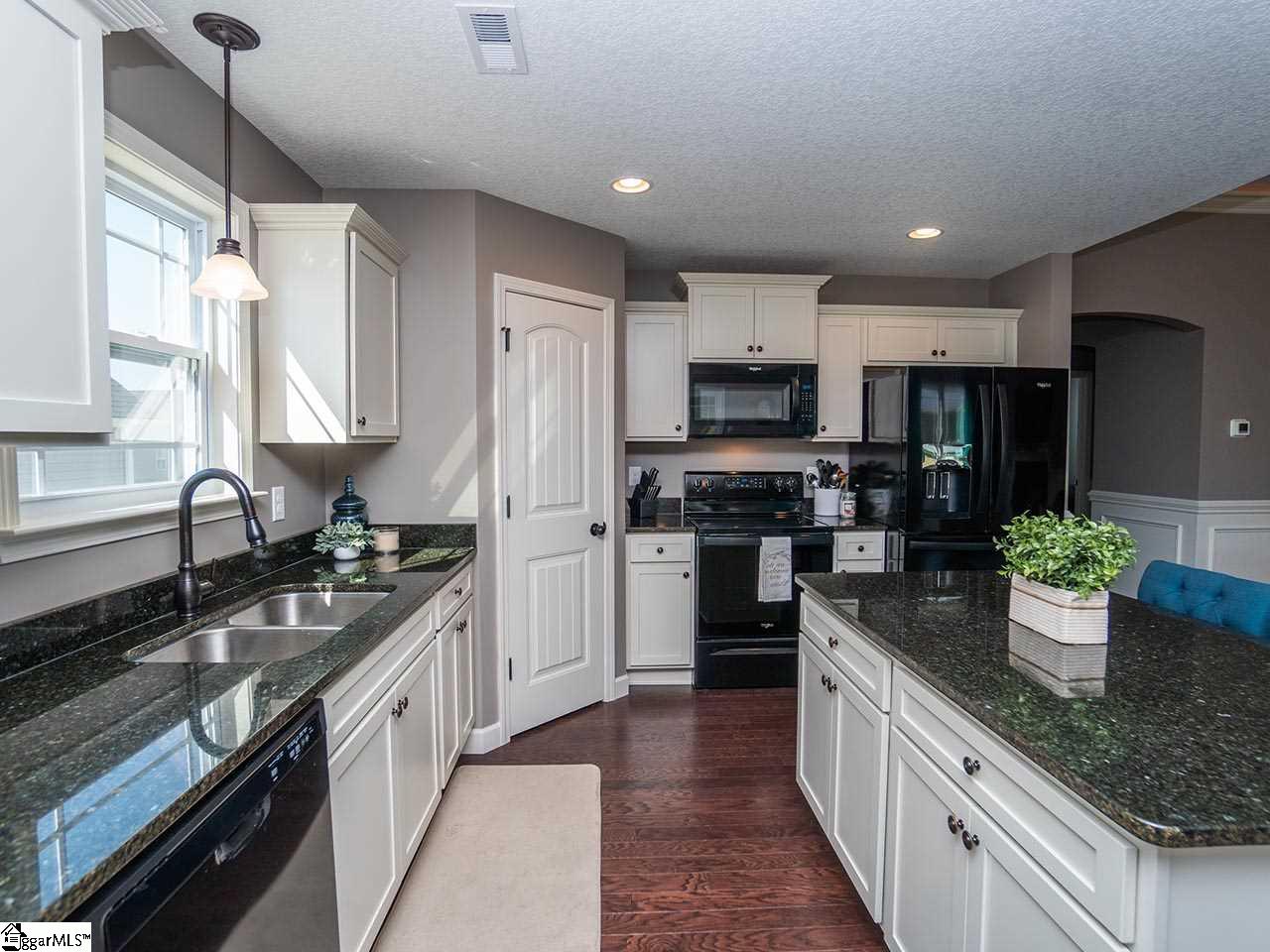 309 Meadowmoor Road Greer, SC 29651 - Photo 9 of 35 Gallery Image 9