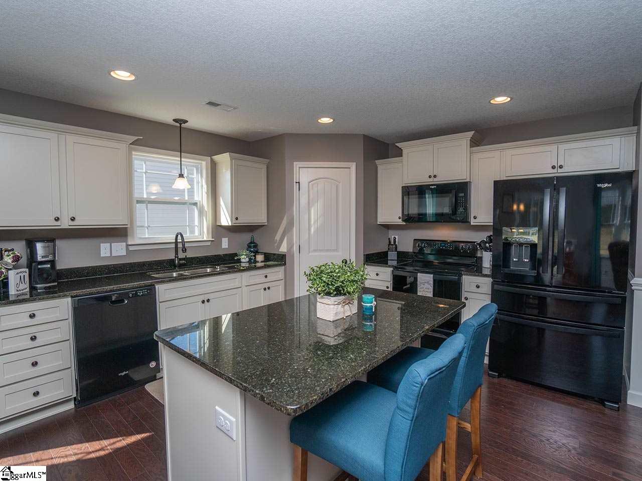 309 Meadowmoor Road Greer, SC 29651 - Photo 10 of 35 Gallery Image 10
