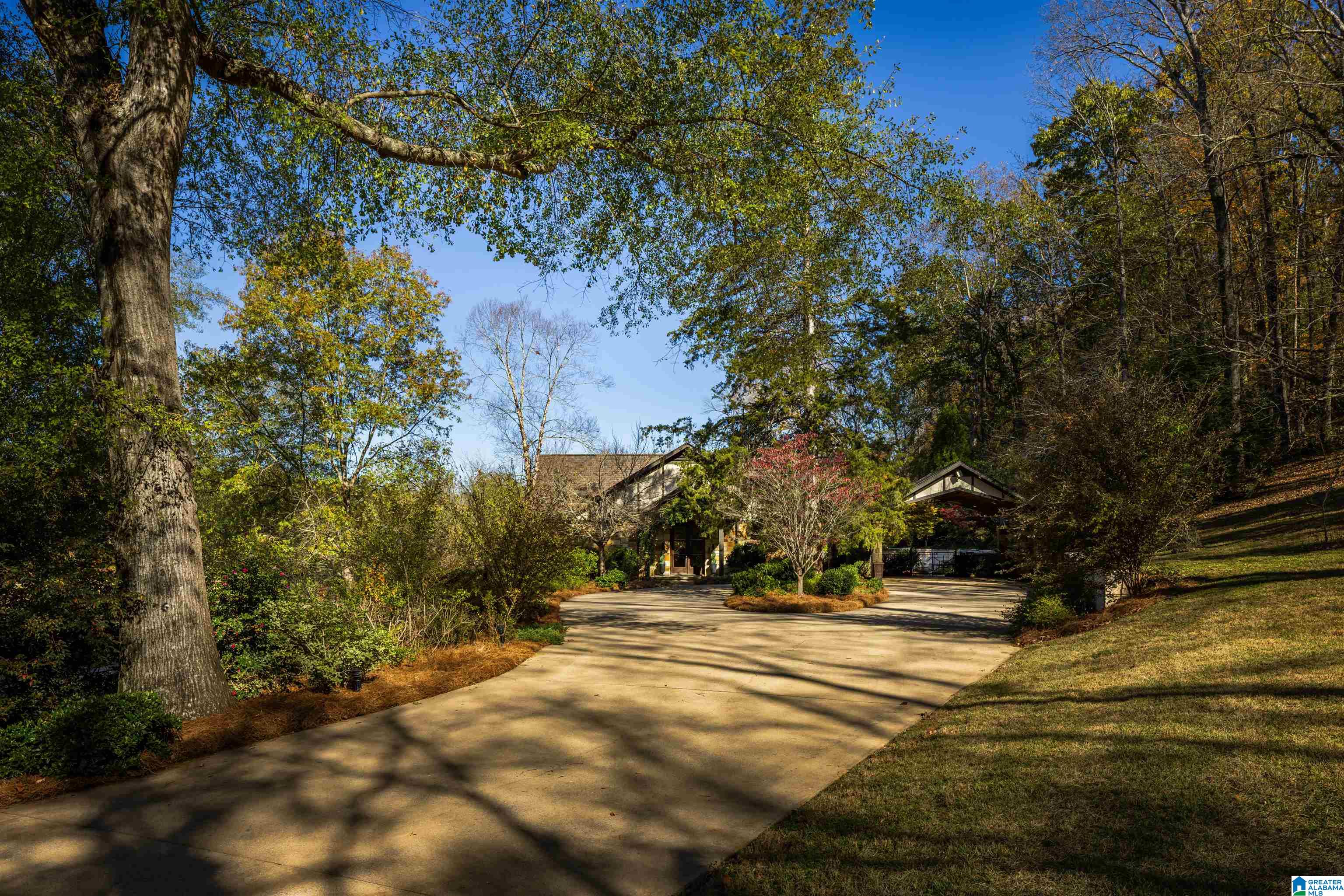 405 Indian Trail Road Pelham, AL 35124 - Photo 19 of 99