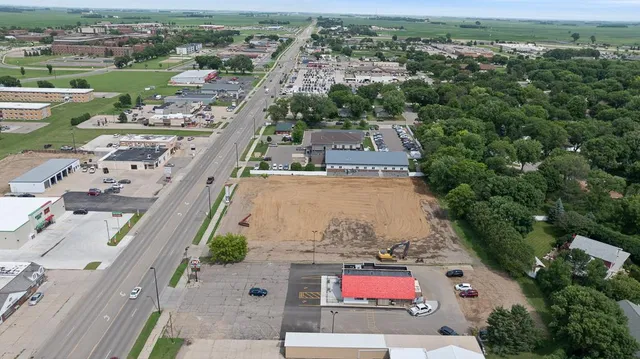 $320,000 | 1208 East College Drive, Marshall, MN 56258