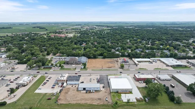 $320,000 | 1208 East College Drive, Marshall, MN 56258