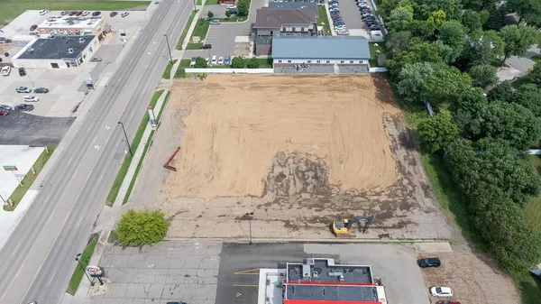 $320,000 | 1208 East College Drive, Marshall, MN 56258