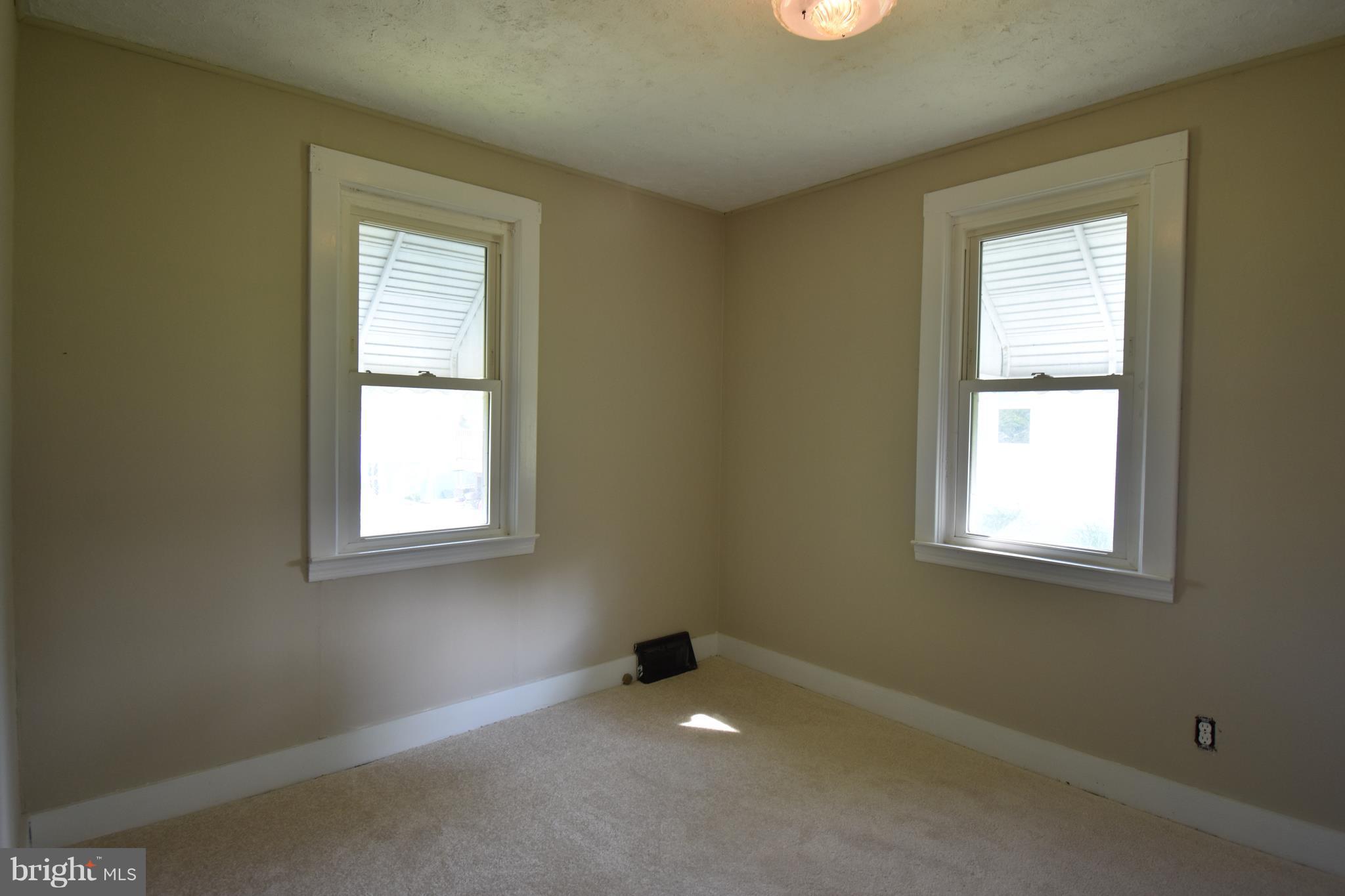 1516 Denton Road Baltimore, MD 21221 - Photo 11 of 30 Bedroom