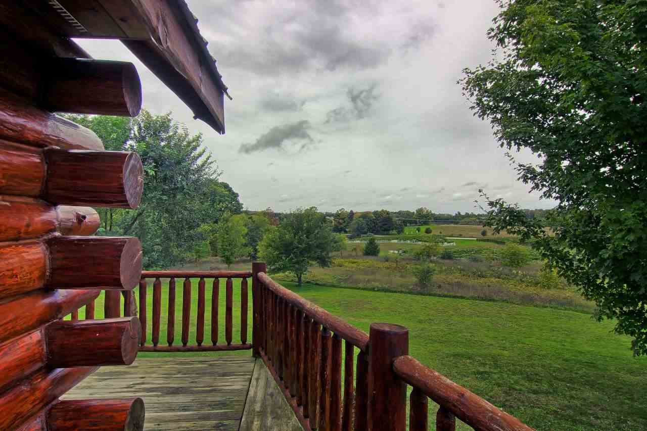 2375 Carroll Road Traverse City, MI 49686 - Photo 6 of 35 1854005-5.JPG