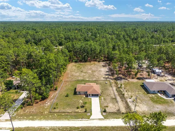 $300,000 | 13130 Southwest 76th Lane, Dunnellon, FL 34432