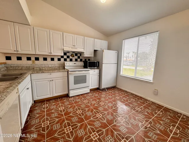 $1,995 | 516 Aquatic Drive, Atlantic Beach, FL 32233