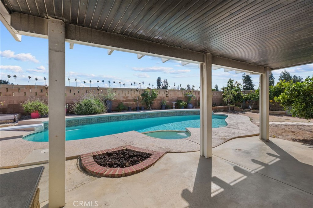 8548 Turlock Drive Riverside, CA 92504 - Photo 39 of 56 a view of a garden