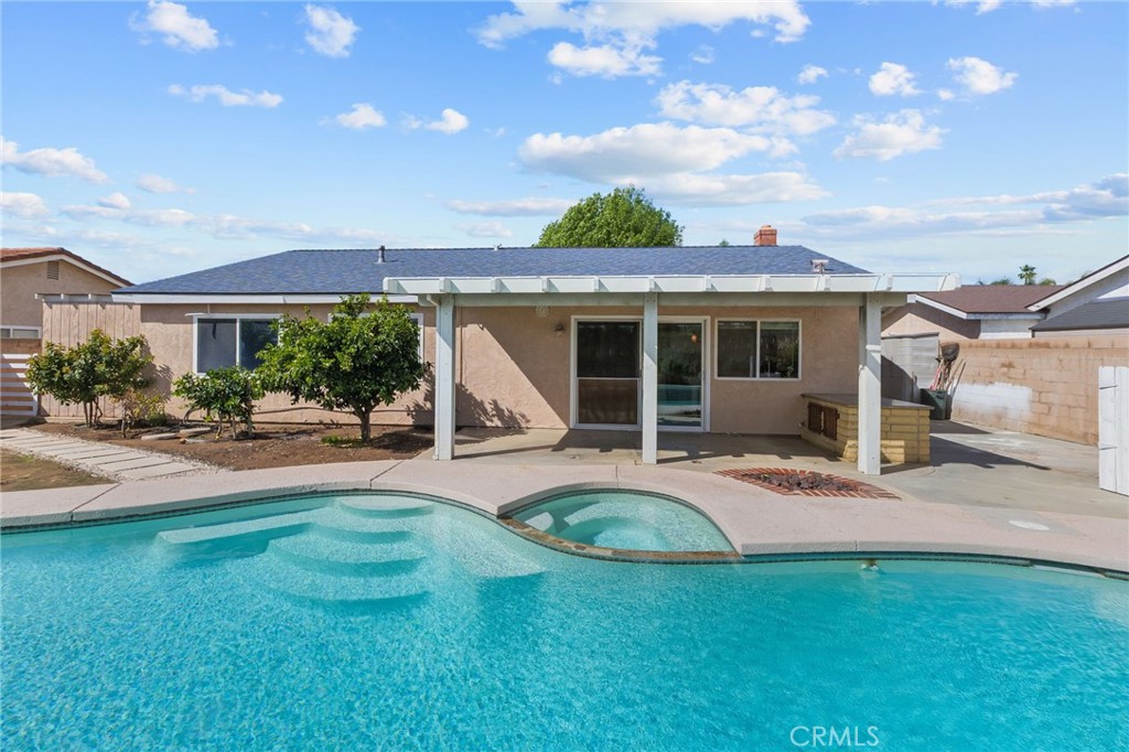 8548 Turlock Drive Riverside, CA 92504 - Photo 41 of 56 a view of a house with backyard and sitting area