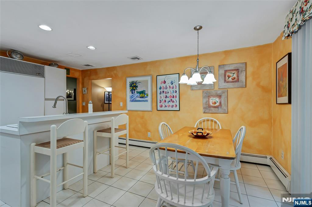 15 Colonial Road Tenafly, NJ 07670 - Photo 23 of 40