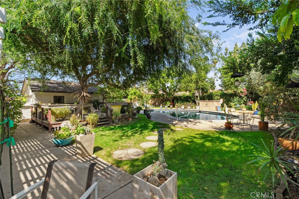 5180 Stonewood Drive Riverside, CA 92506 - Photo 49 of 49 a garden with lots of trees