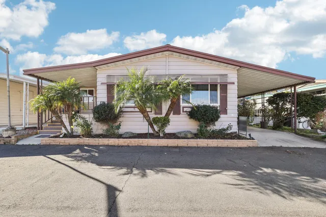 $216,000 | 275 South Worthington Street, Unit 14, Spring Valley, CA 91977