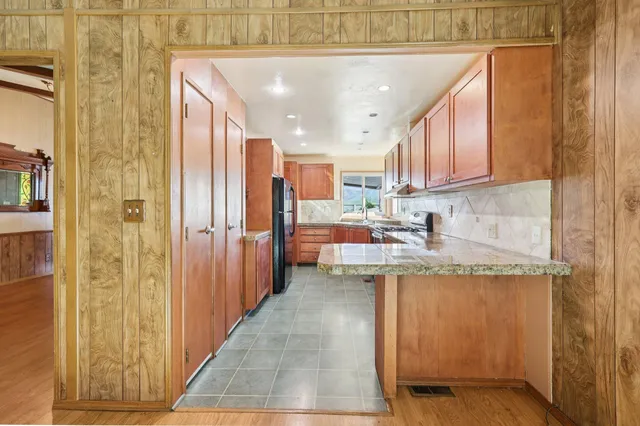 $216,000 | 275 South Worthington Street, Unit 14, Spring Valley, CA 91977