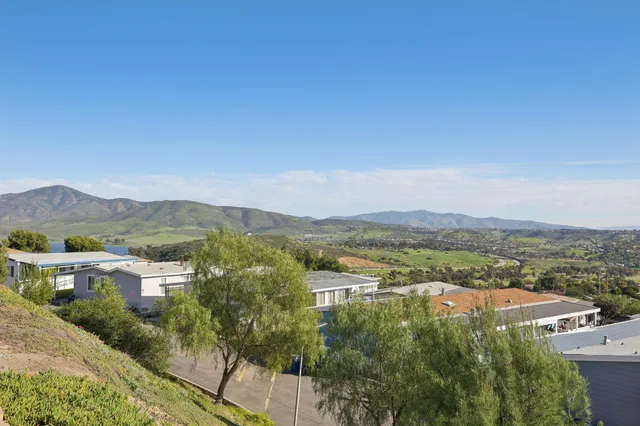 $216,000 | 275 South Worthington Street, Unit 14, Spring Valley, CA 91977