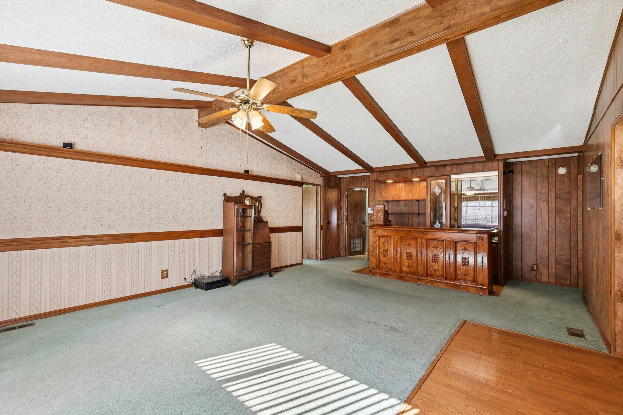 275 South Worthington Street, Unit 14 Spring Valley, CA 91977 - Photo 7 of 67 8-web-or-mls-S Worthington St 14-S2701-0