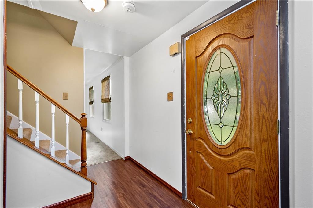 230 Hunting Creek Road Canonsburg, PA 15317 - Photo 2 of 25 Gallery Image 2