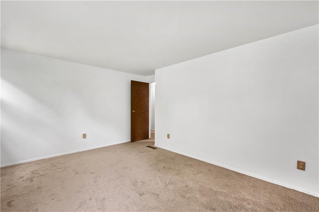 230 Hunting Creek Road Canonsburg, PA 15317 - Photo 17 of 25 Gallery Image 17