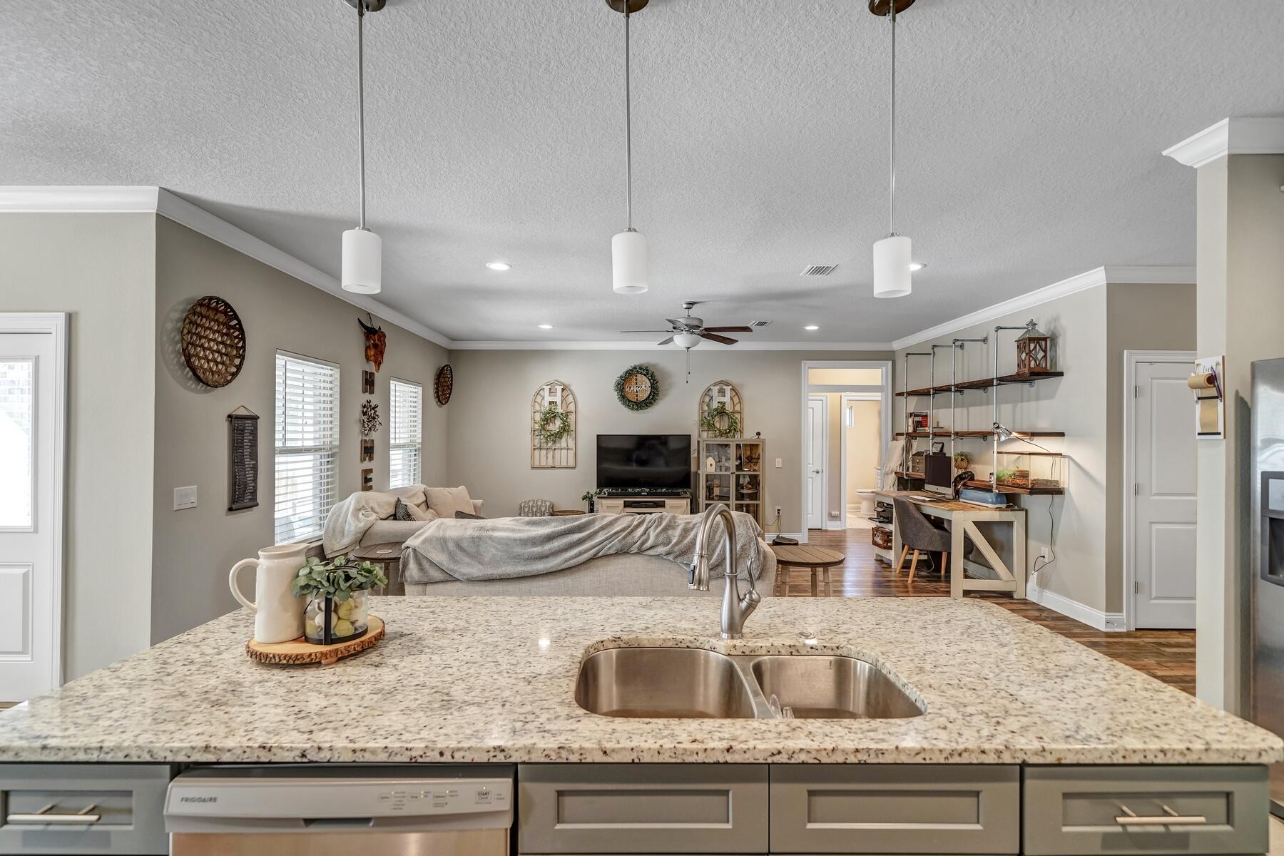 9277 Ridge Road Navarre, FL 32566 - Photo 42 of 55 DSC05492
