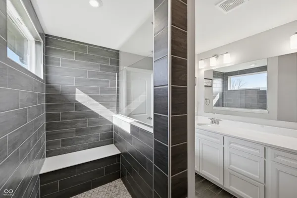 $489,900 | 4955 Oak Hl Drive, Lebanon, IN 46052