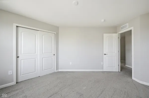 $489,900 | 4955 Oak Hl Drive, Lebanon, IN 46052