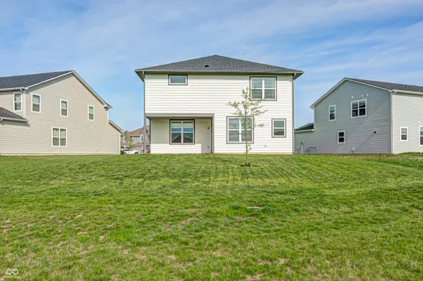$489,900 | 4955 Oak Hl Drive, Lebanon, IN 46052