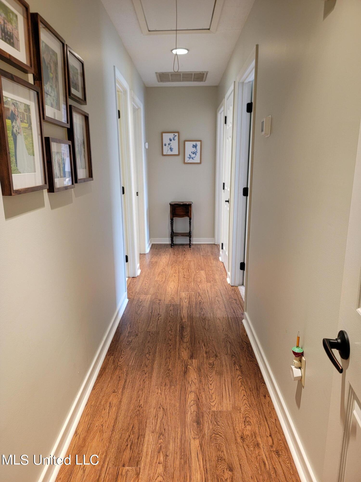 107 Azalea Circle Madison, MS 39110 - Photo 12 of 25 20240217_133418