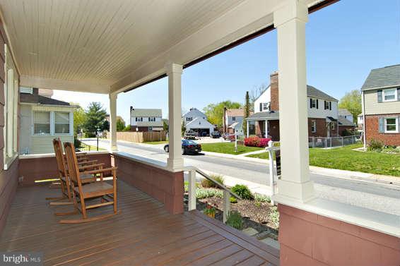 6817 Dunhill Road Baltimore, MD 21222 - Photo 4 of 26 Exterior (Front)