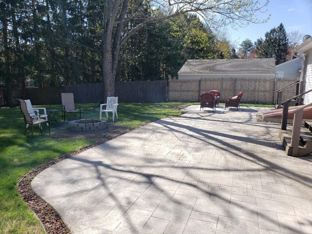 126 Bulat Drive Springfield, MA 01129 - Photo 22 of 27