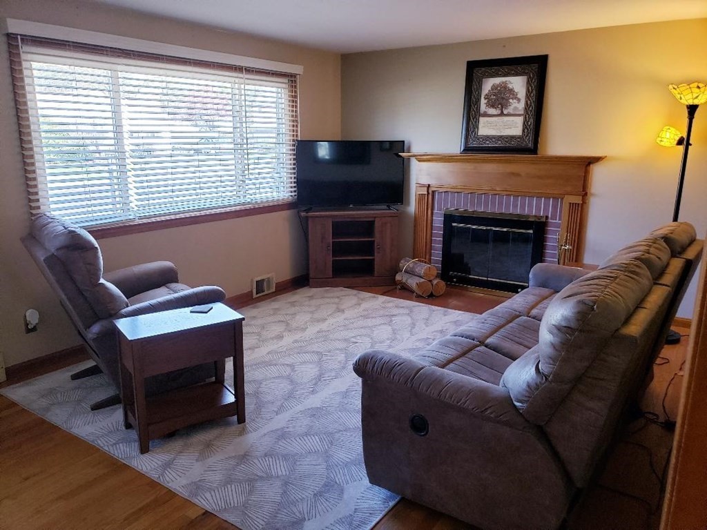 126 Bulat Drive Springfield, MA 01129 - Photo 10 of 27