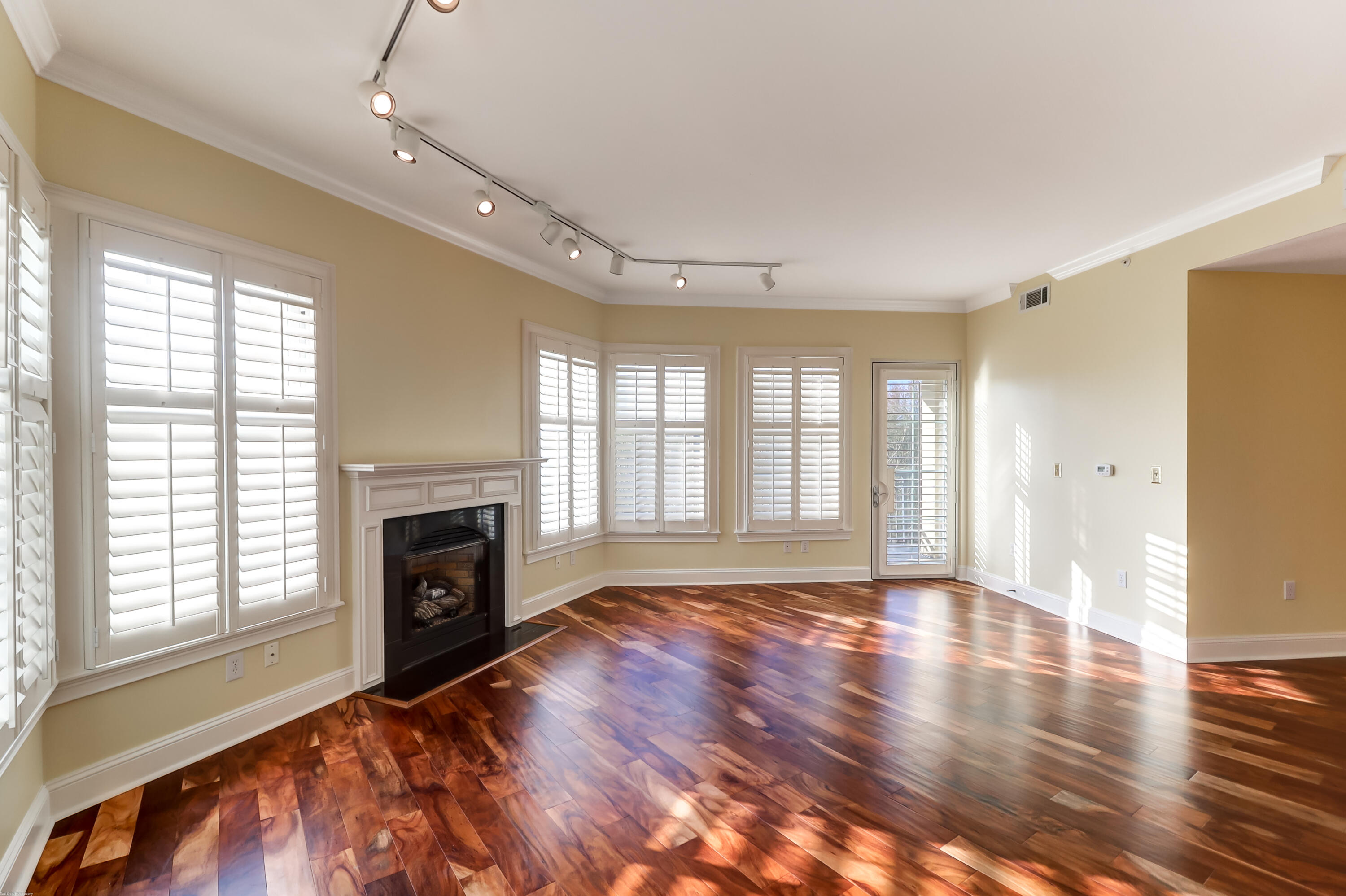 498 Albemarle Road, Unit 301 Charleston, SC 29407 - Photo 8 of 40 301 Albemarle (38)