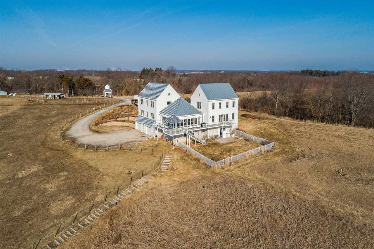 625 Old School Road Ely, IA 52227 - Photo 4 of 49 Gallery Image 4
