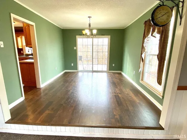 $464,500 | 1789 West 400th Road North, Worthington, IN 47471