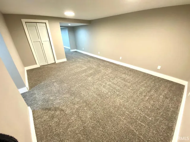 $464,500 | 1789 West 400th Road North, Worthington, IN 47471