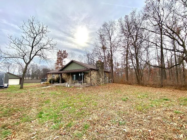 $464,500 | 1789 West 400th Road North, Worthington, IN 47471