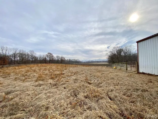 $464,500 | 1789 West 400th Road North, Worthington, IN 47471