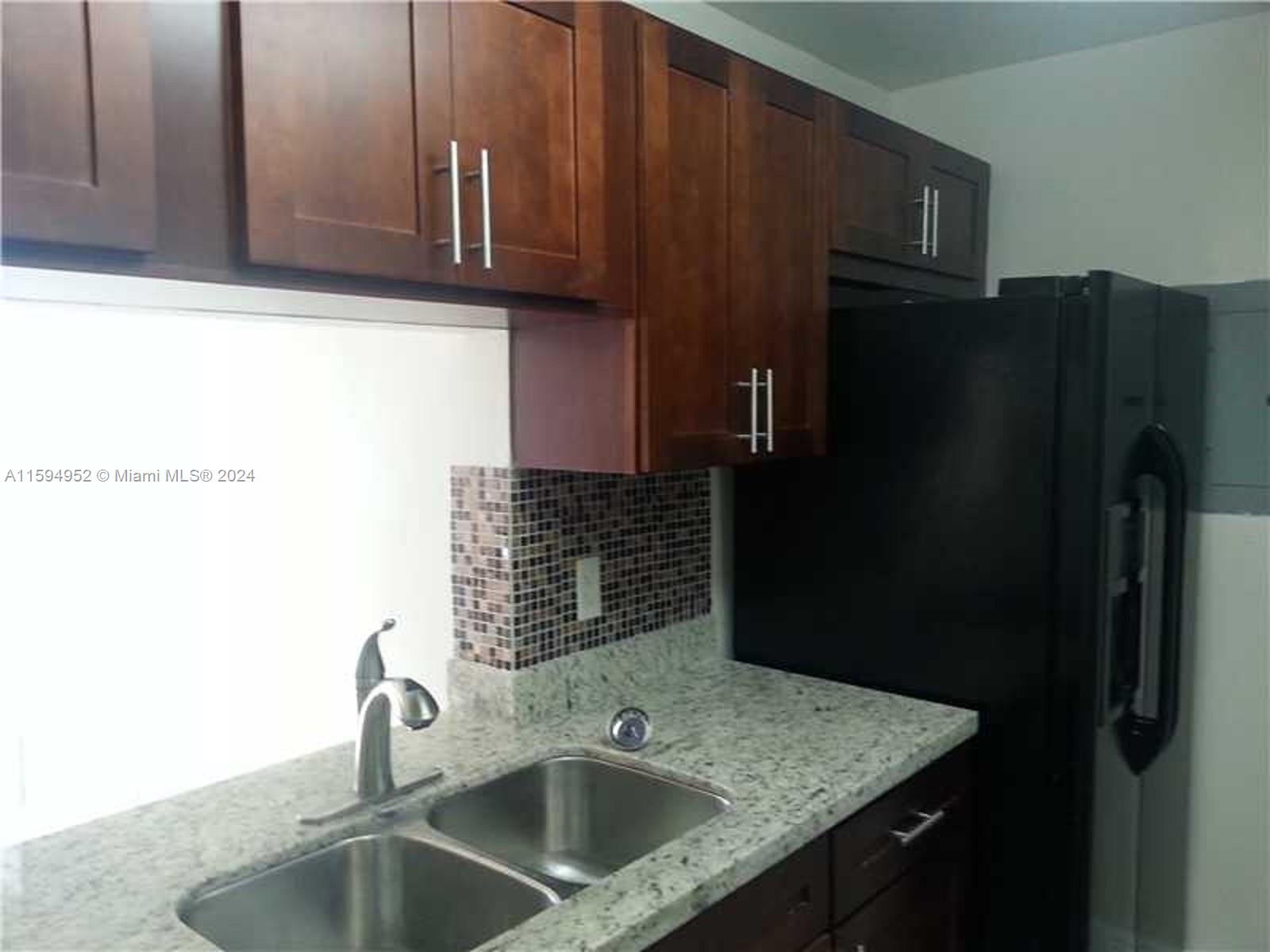 10024 Winding Lake Road, Unit 103 Sunrise, FL 33351 - Photo 5 of 6 Gallery Image 5