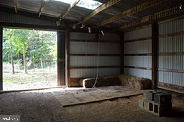 480 Crossroad School Road Carlisle, PA 17015 - Photo 23 of 25 Gallery Image 23