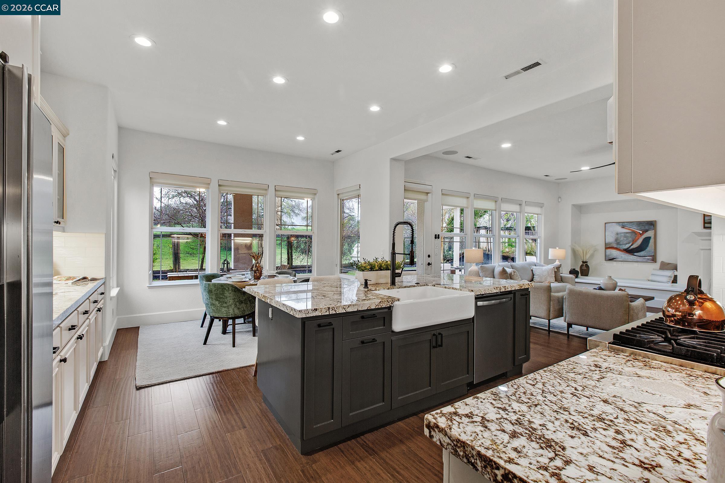 7560 Prestwick Court Gilroy, CA 95020 - Photo 11 of 48