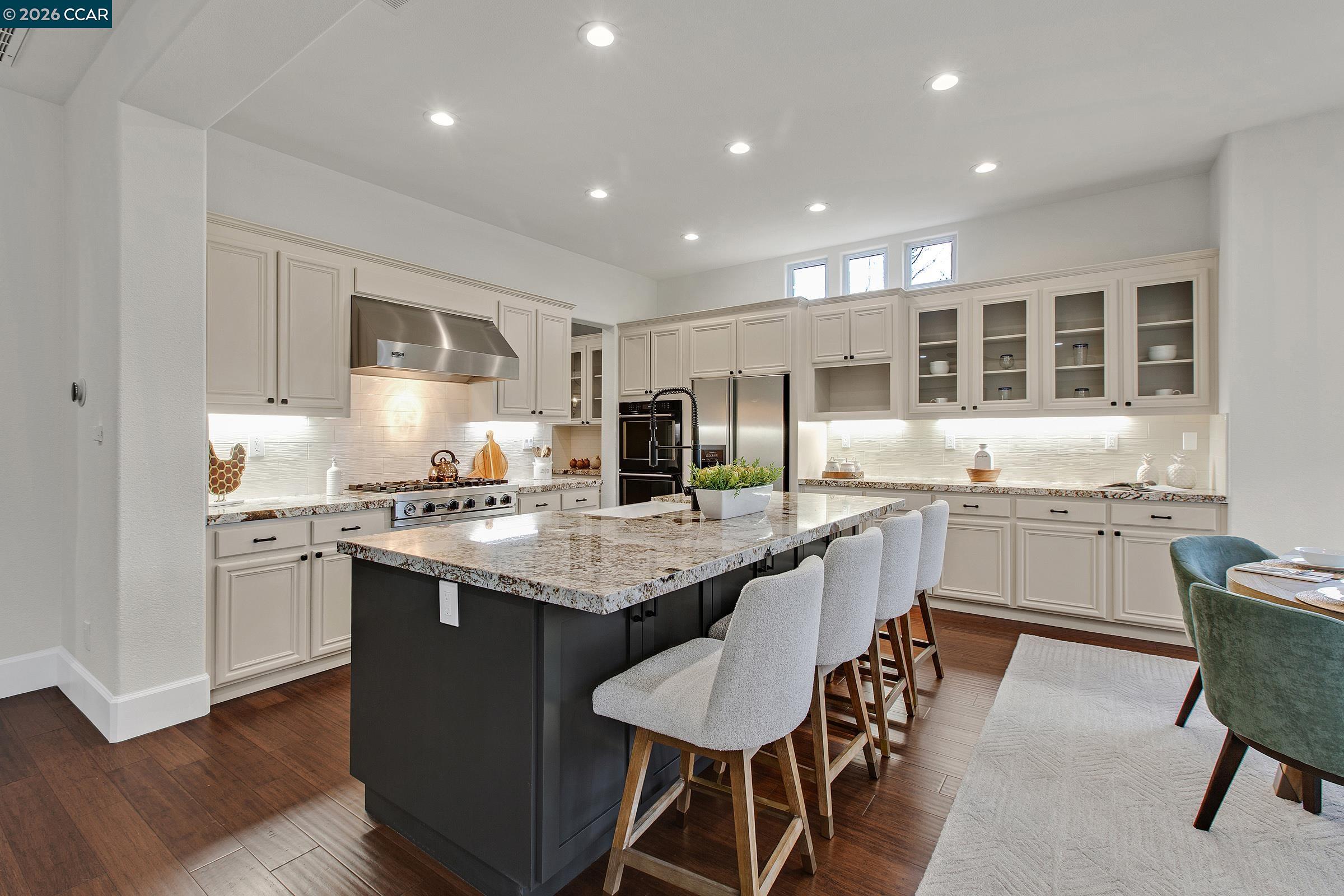 7560 Prestwick Court Gilroy, CA 95020 - Photo 13 of 48