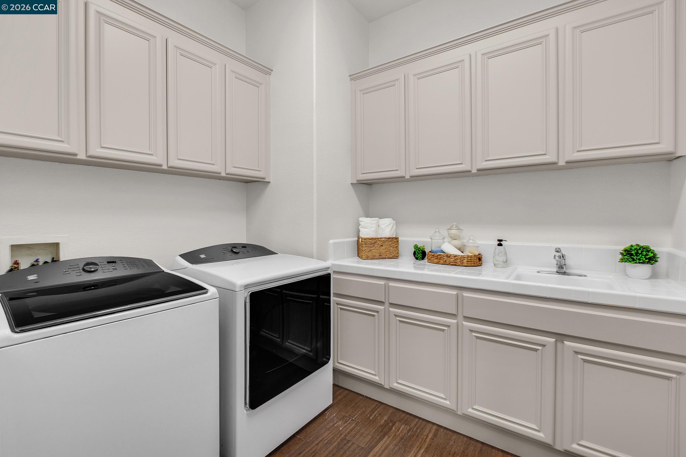 7560 Prestwick Court Gilroy, CA 95020 - Photo 21 of 48